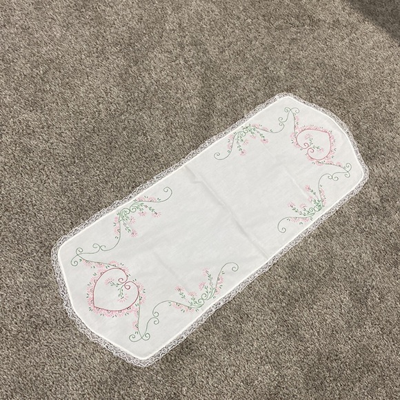 Other - Vintage Hand Embroidered Heart Floral Table Runner - Pink & Green!